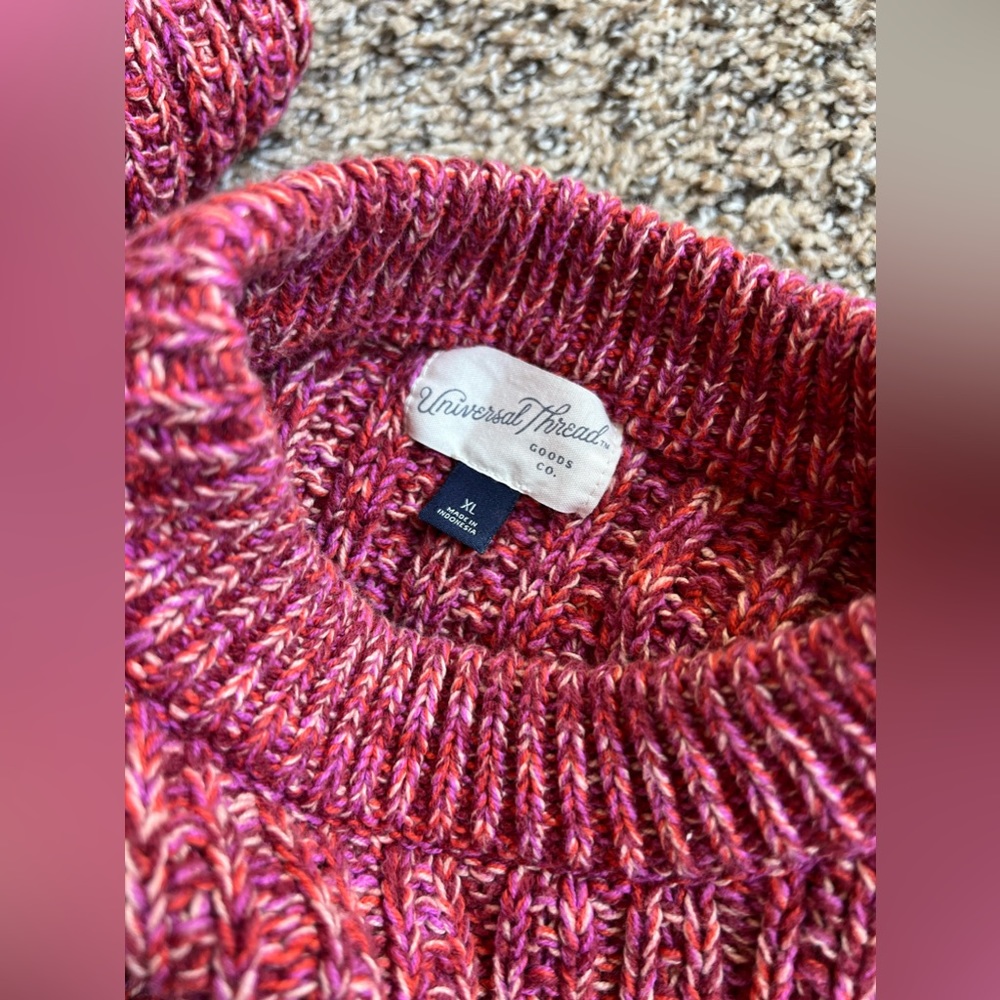 sweater - Picture 2 of 4